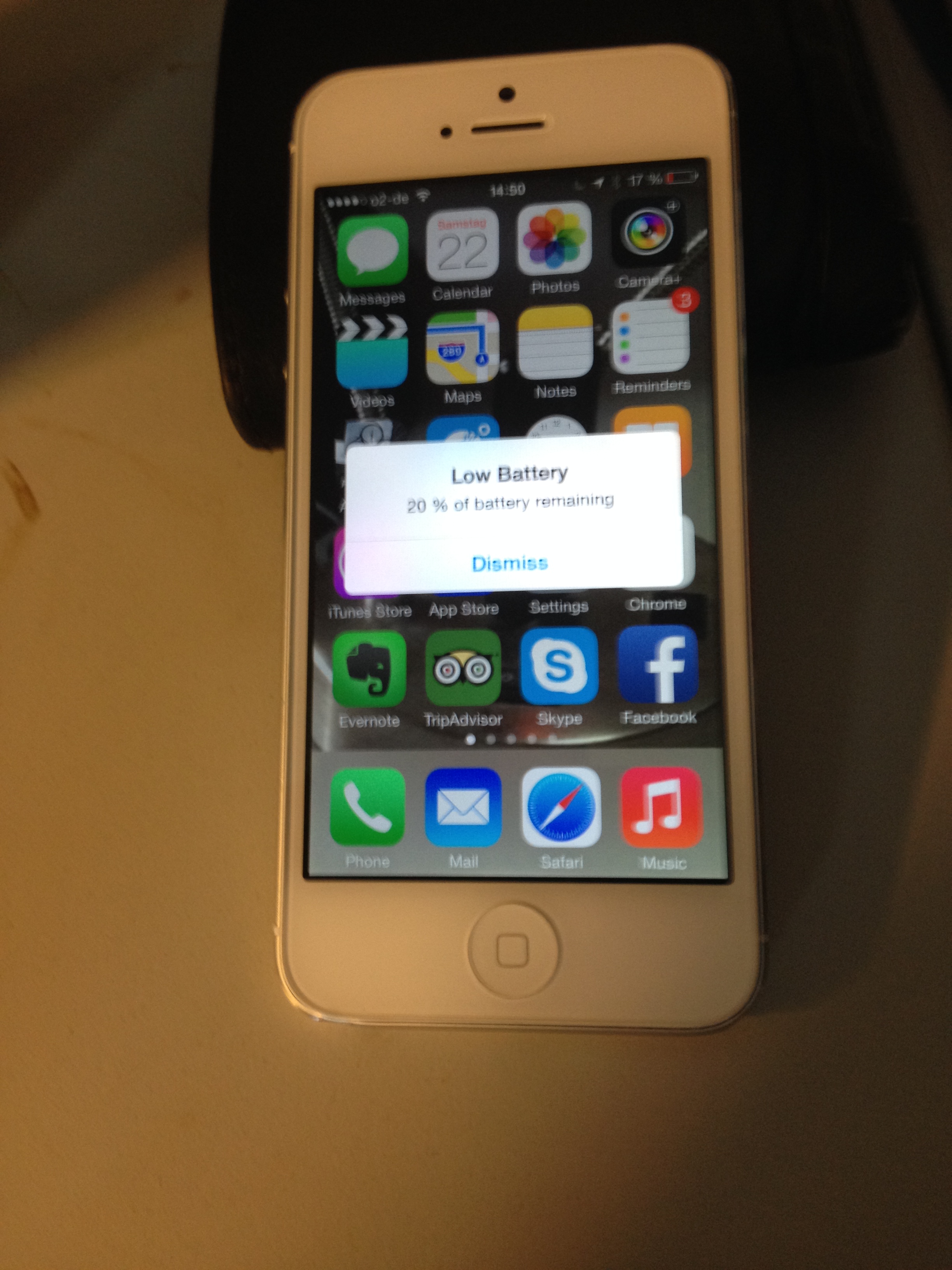 Low Battery Iphone 5 battery drain on iphone5 and ios 7.1